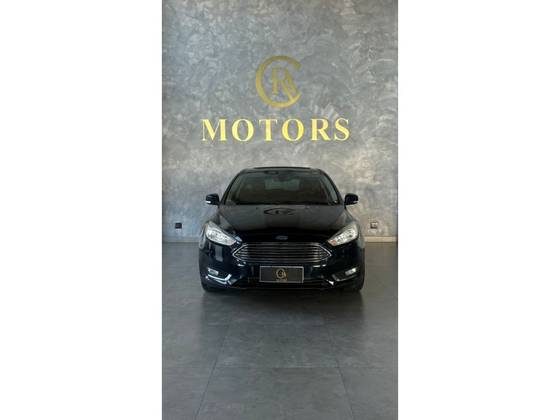 FORD FOCUS 2.0 TITANIUM 16V FLEX 4P POWERSHIFT FORD FOCUS 2.0 TITANIUM 16V FLEX 4P POWERSHIFT